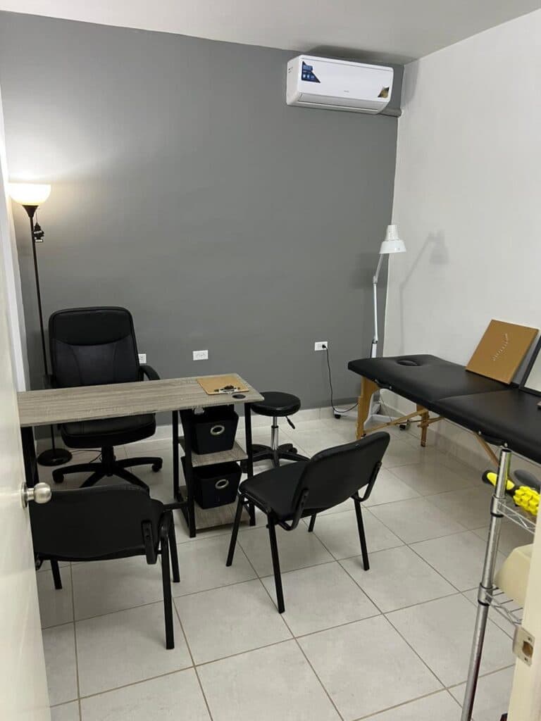 Dr. Juan E. Gil Miranda thumbnail 2